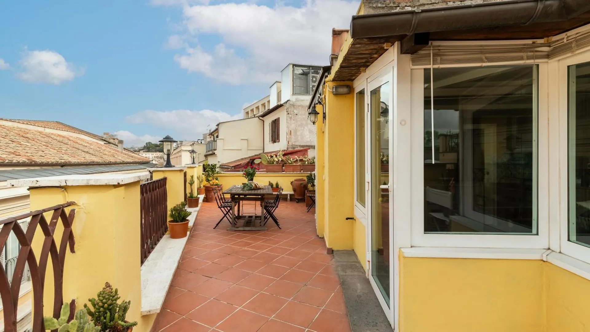 Appartement Trevi Charming Penthouse à Rome Italie